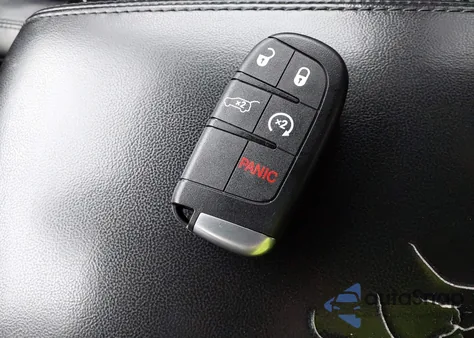 2018 Jeep Grand Cherokee Altitude 4X4 from USA, damaged, VIN 1C4RJFAG6JC220486